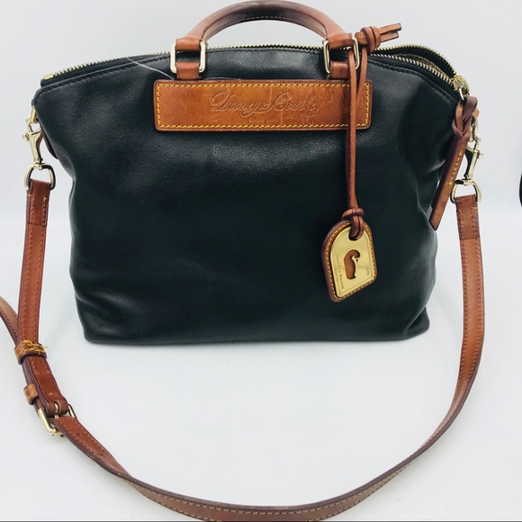 Dooney & Bourke Handbags - Dooney & Bourke Vtg Black Leather Handbag 1975